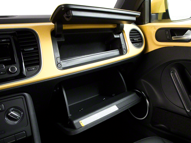 2012 Volkswagen Beetle 2.0T Turbo PZEV