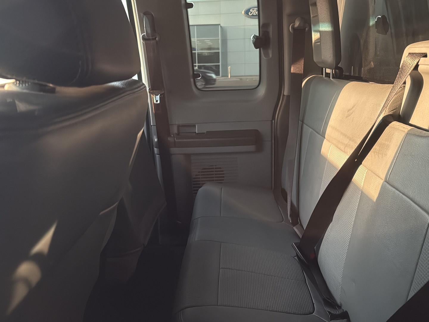 2016 Ford Super Duty F-550 DRW XL