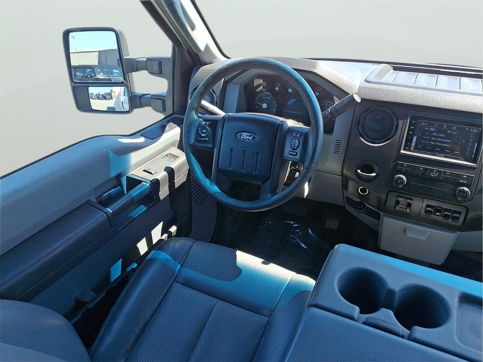 2016 Ford Super Duty F-550 DRW XL