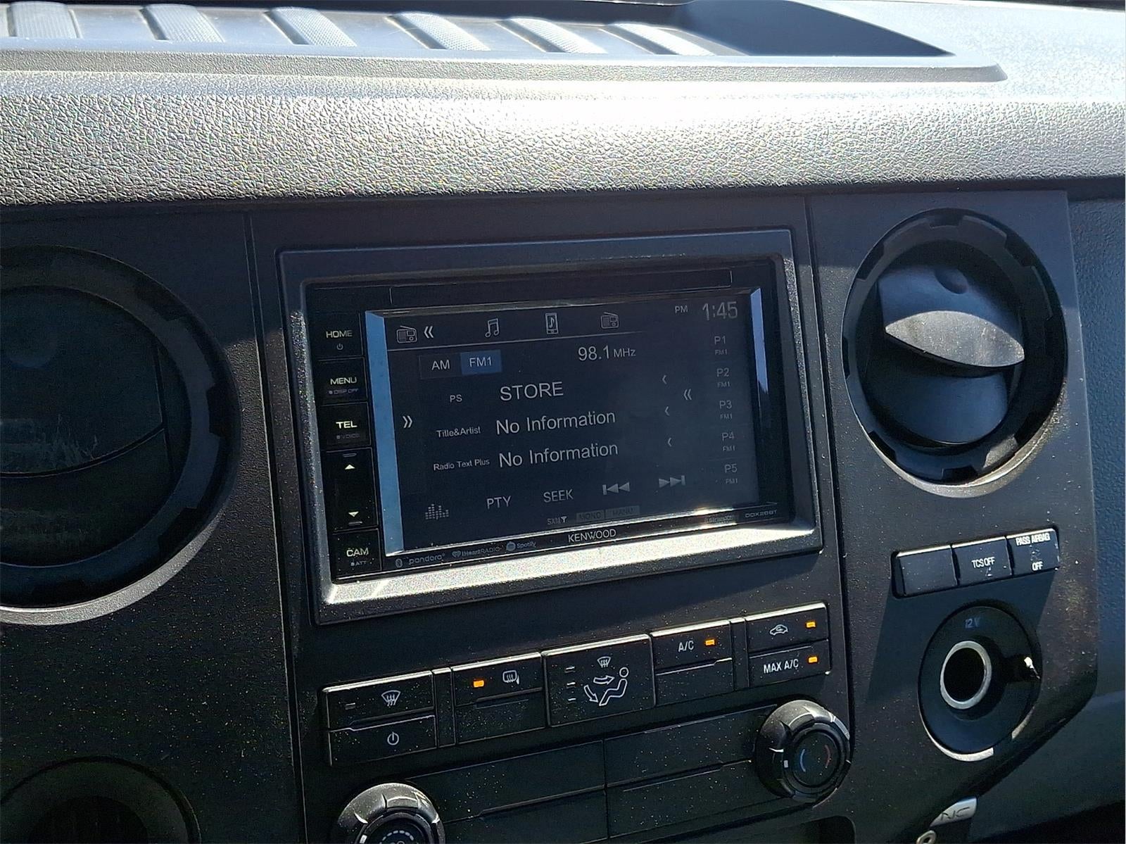 2016 Ford Super Duty F-550 DRW XL
