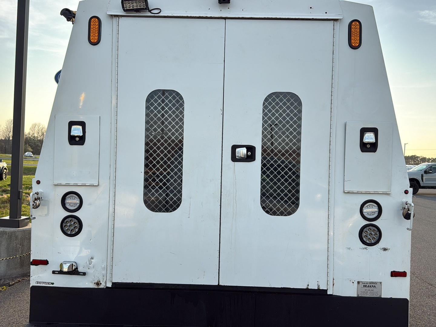 2016 Ford Super Duty F-550 DRW XL