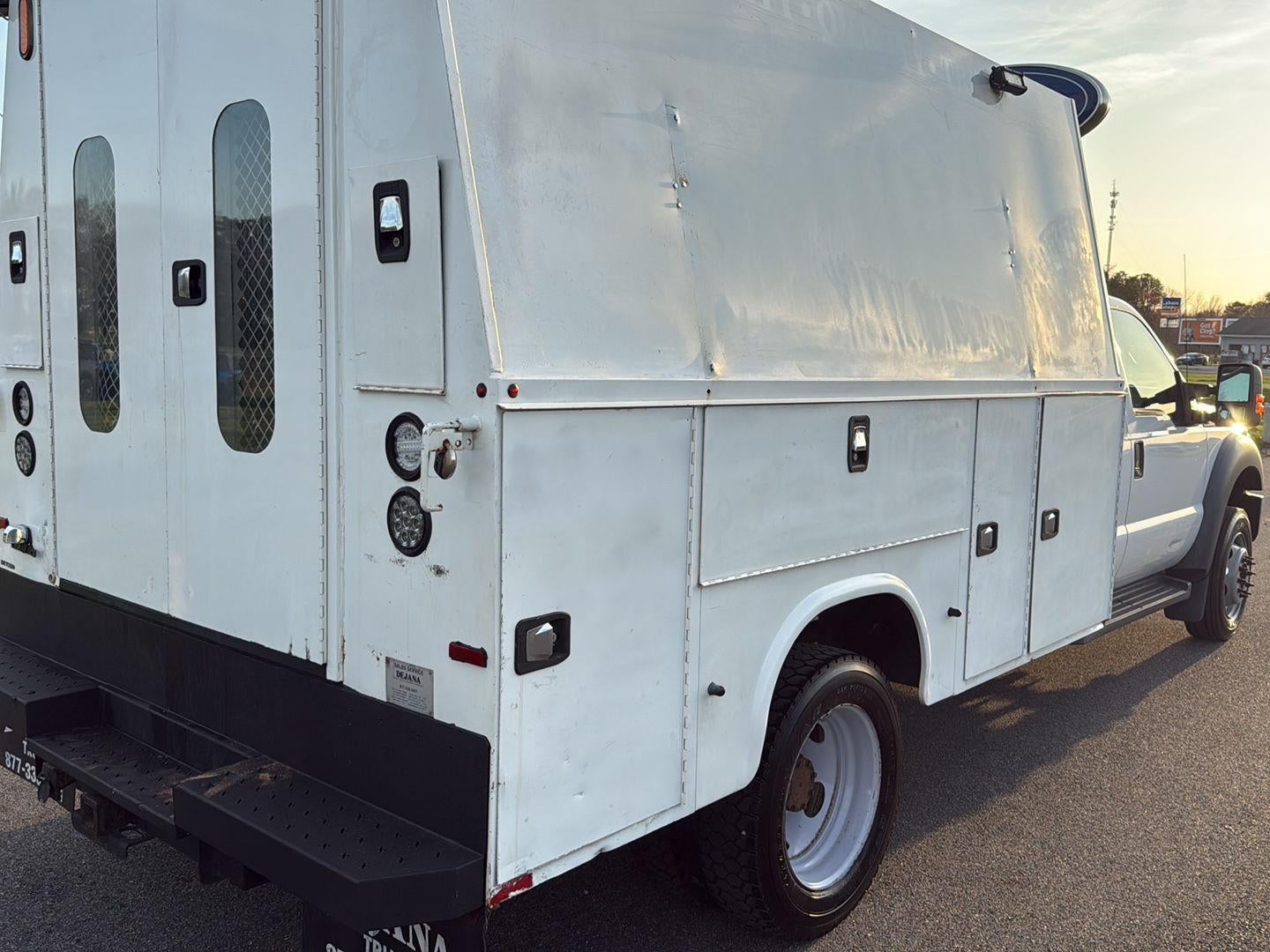 2016 Ford Super Duty F-550 DRW XL