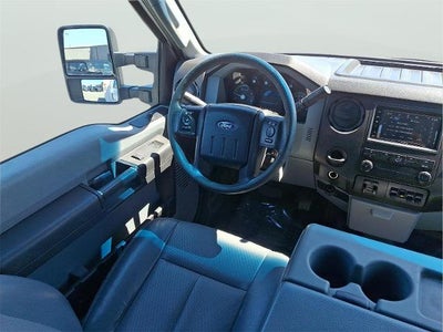 2016 Ford Super Duty F-550 DRW XL