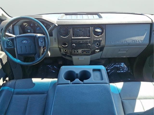 2016 Ford Super Duty F-550 DRW XL