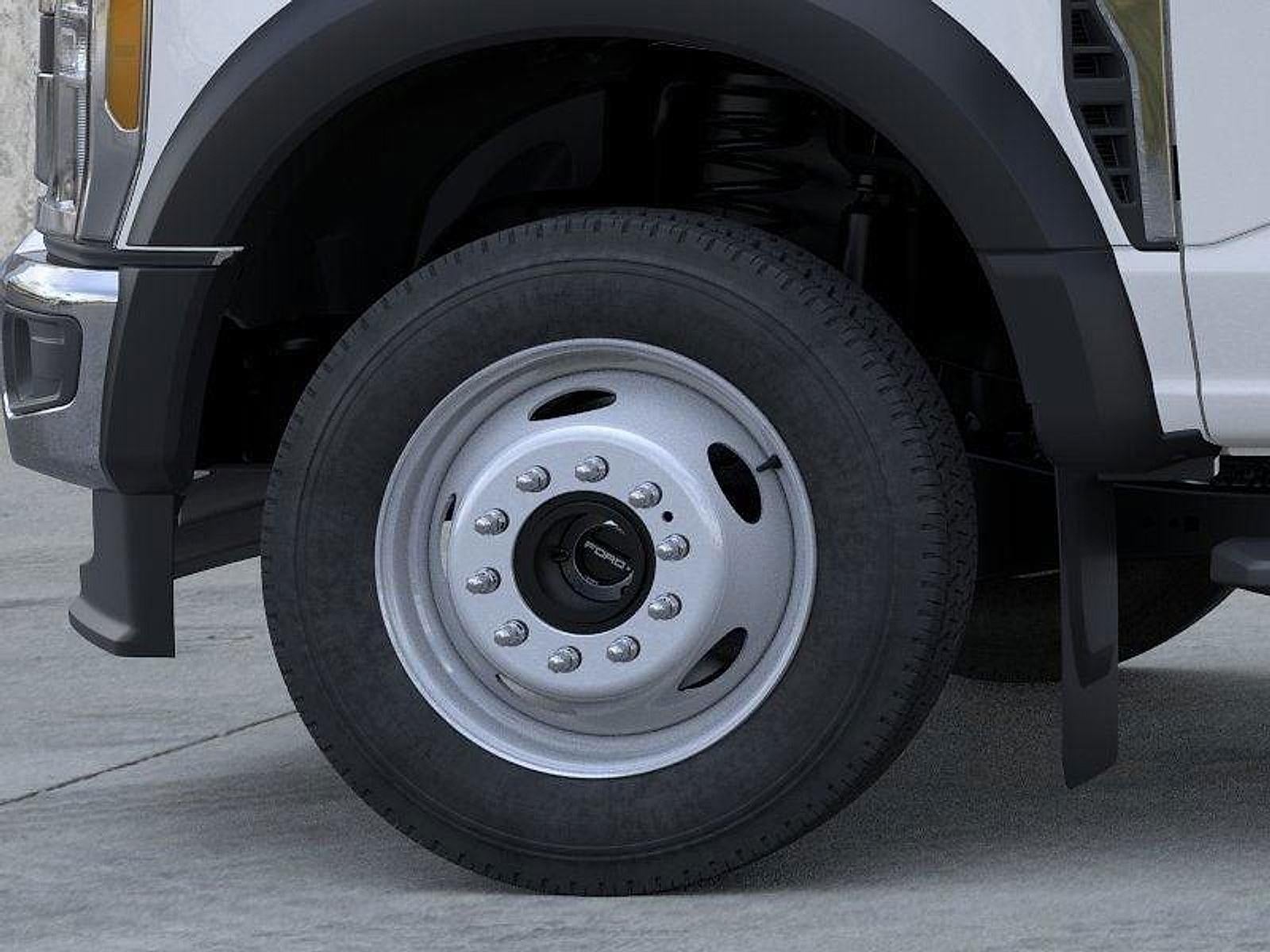 2026 Ford Super Duty F-450 DRW XL