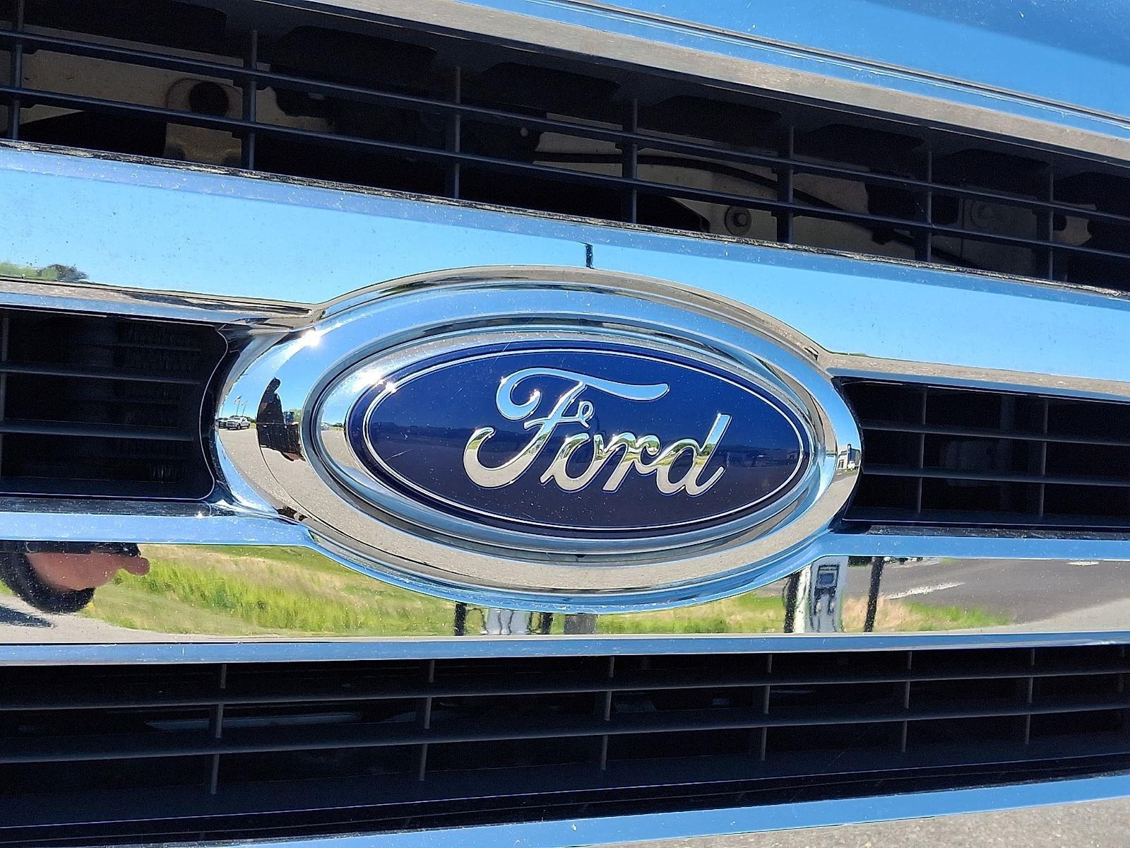 2022 Ford E-Series Cutaway CUTWY