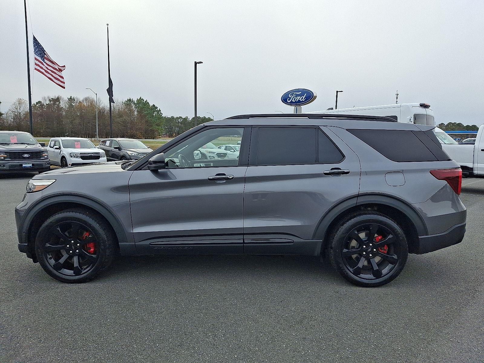 2022 Ford Explorer ST