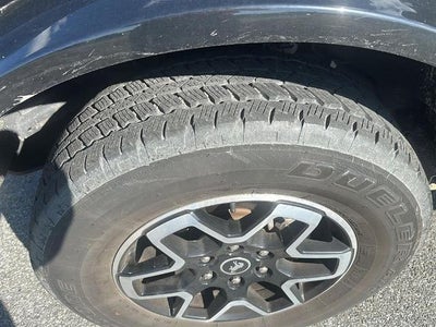 2023 Ford BRONCO Base