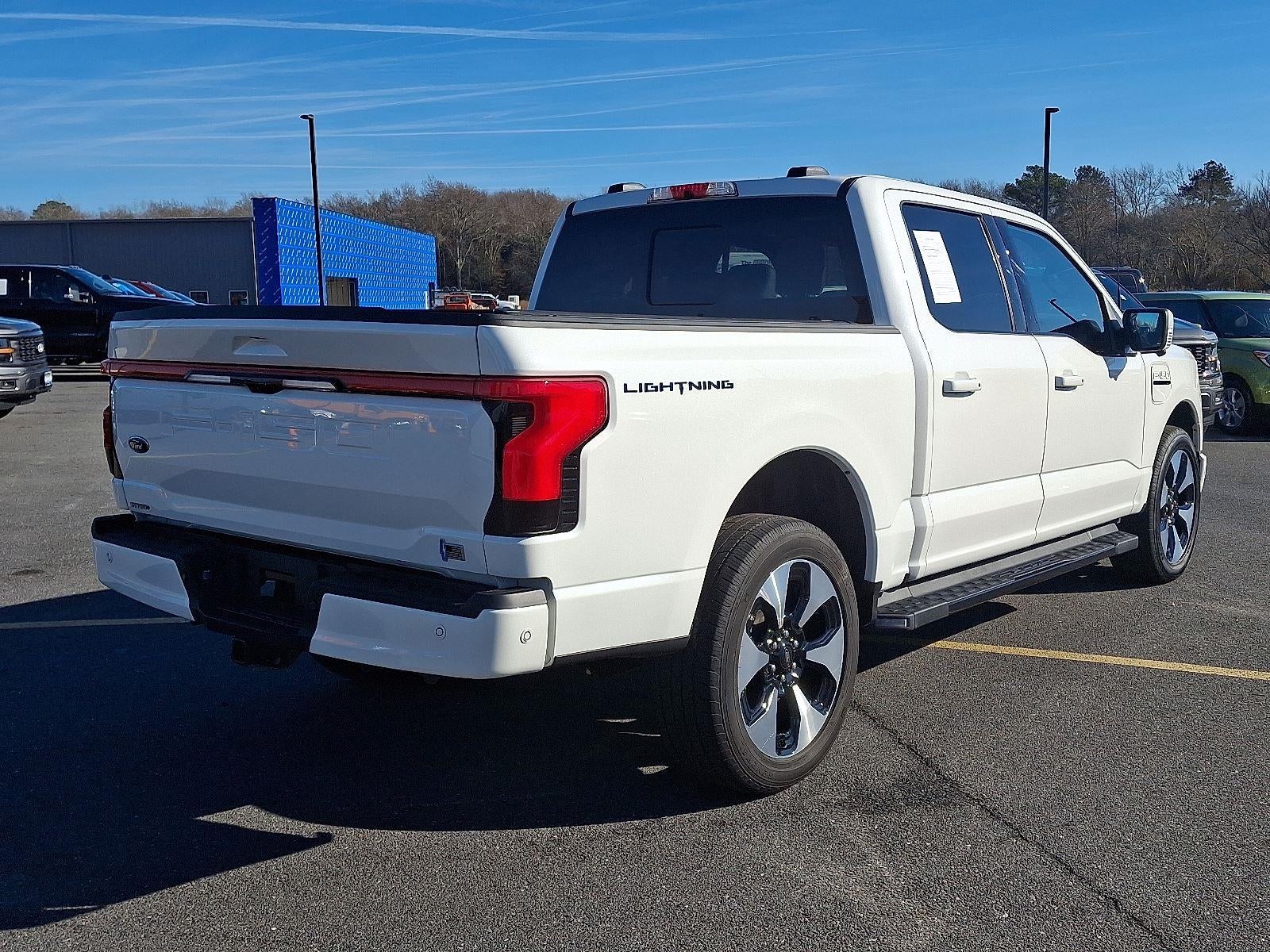 2022 Ford F-150 Lightning XLT