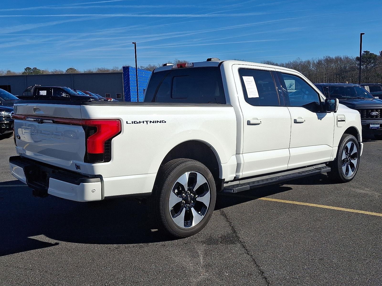 2022 Ford F-150 Lightning XLT