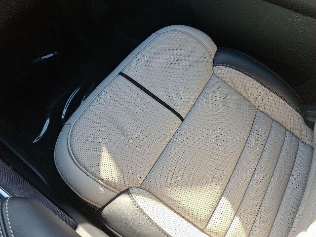 2022 Ford F-150 Lightning XLT