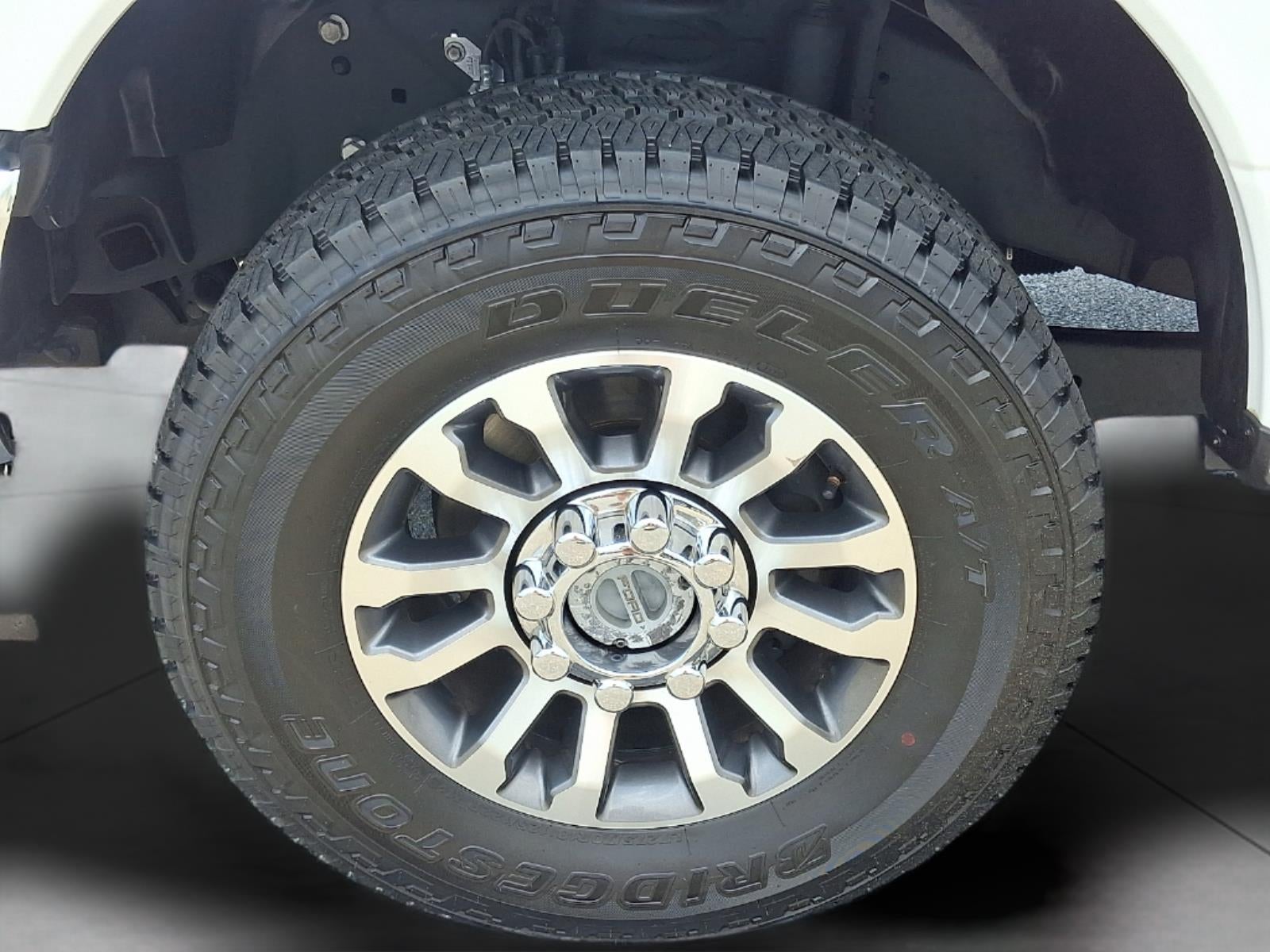 2022 Ford Super Duty F-350 Lariat