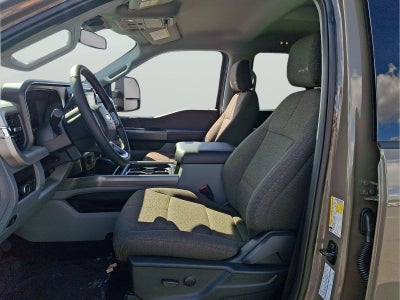 2027 Ford Super Duty F-250 XLT