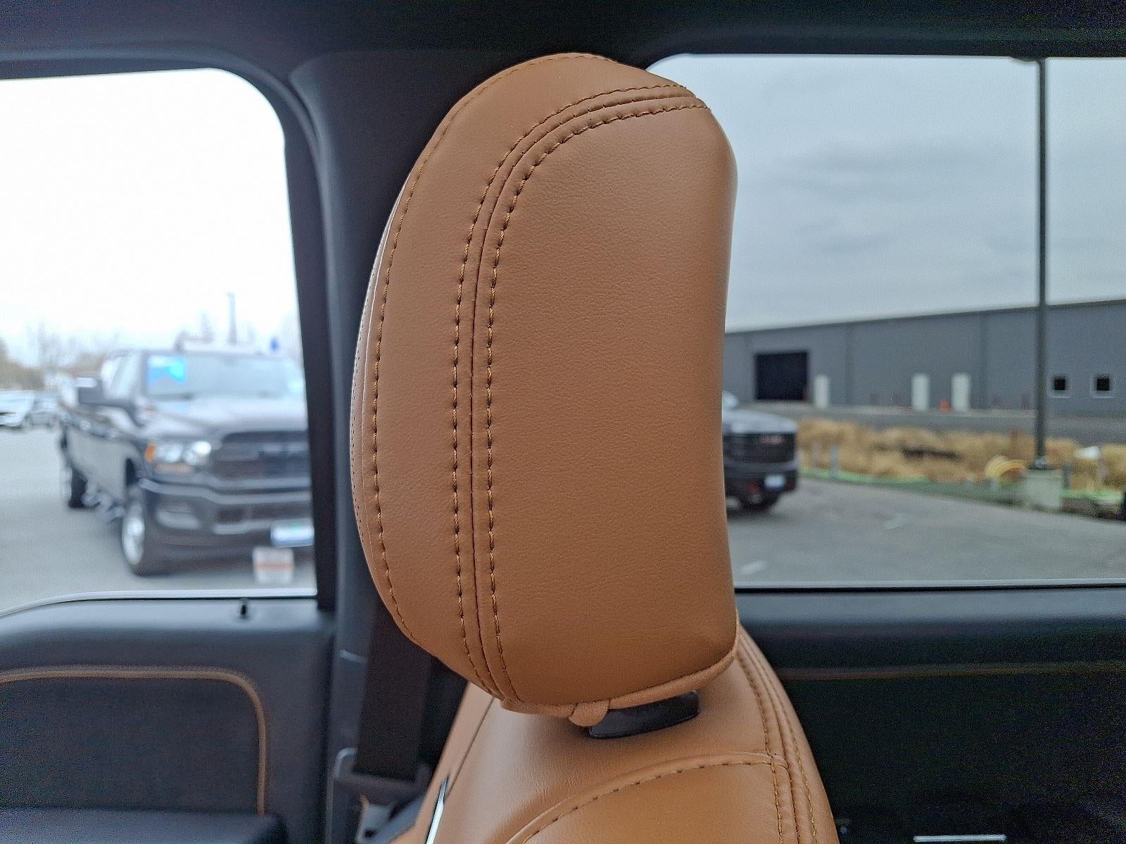 2023 Ford F-350 Super Duty Platinum