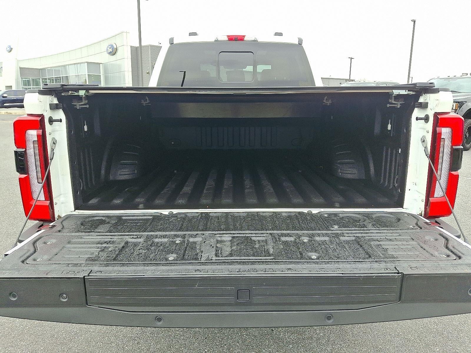 2023 Ford F-350 Super Duty Platinum