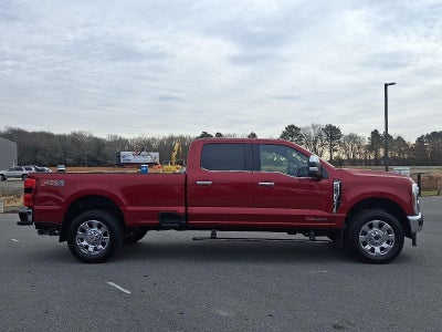 2025 Ford Super Duty F-350 King Ranch