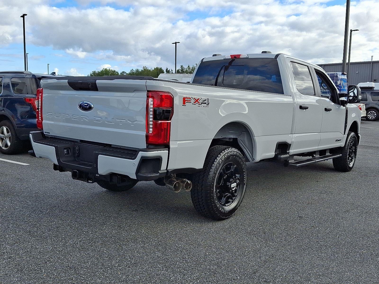 2026 Ford Super Duty F-350 XLT