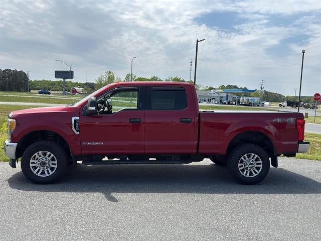 2017 Ford Super Duty F-350 SRW XLT