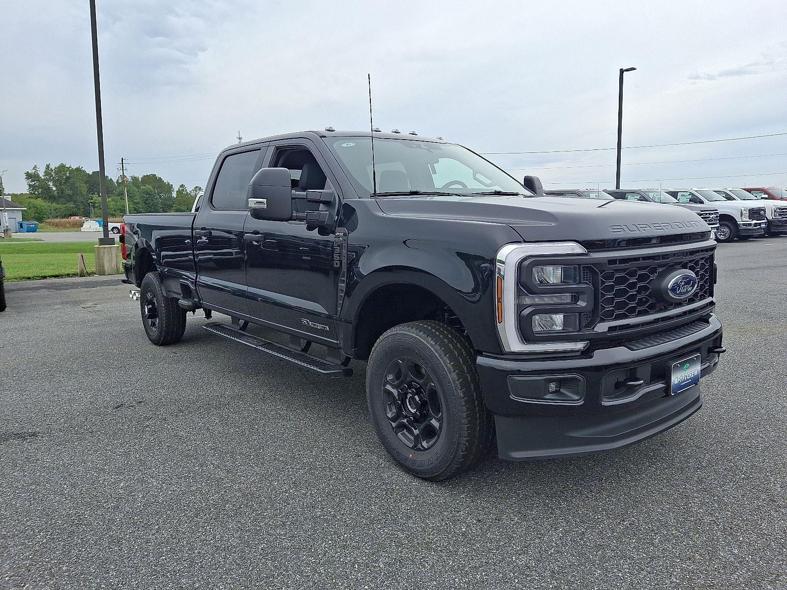 2026 Ford Super Duty F-350 XLT