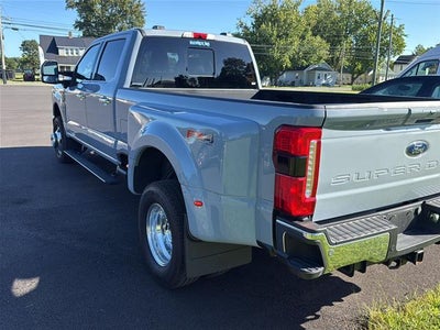 2025 Ford Super Duty F-350 DRW Lariat