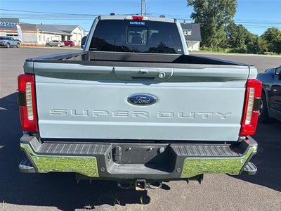 2025 Ford Super Duty F-350 DRW Lariat