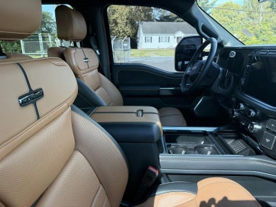 2024 Ford Super Duty F-350 Drw Platinum