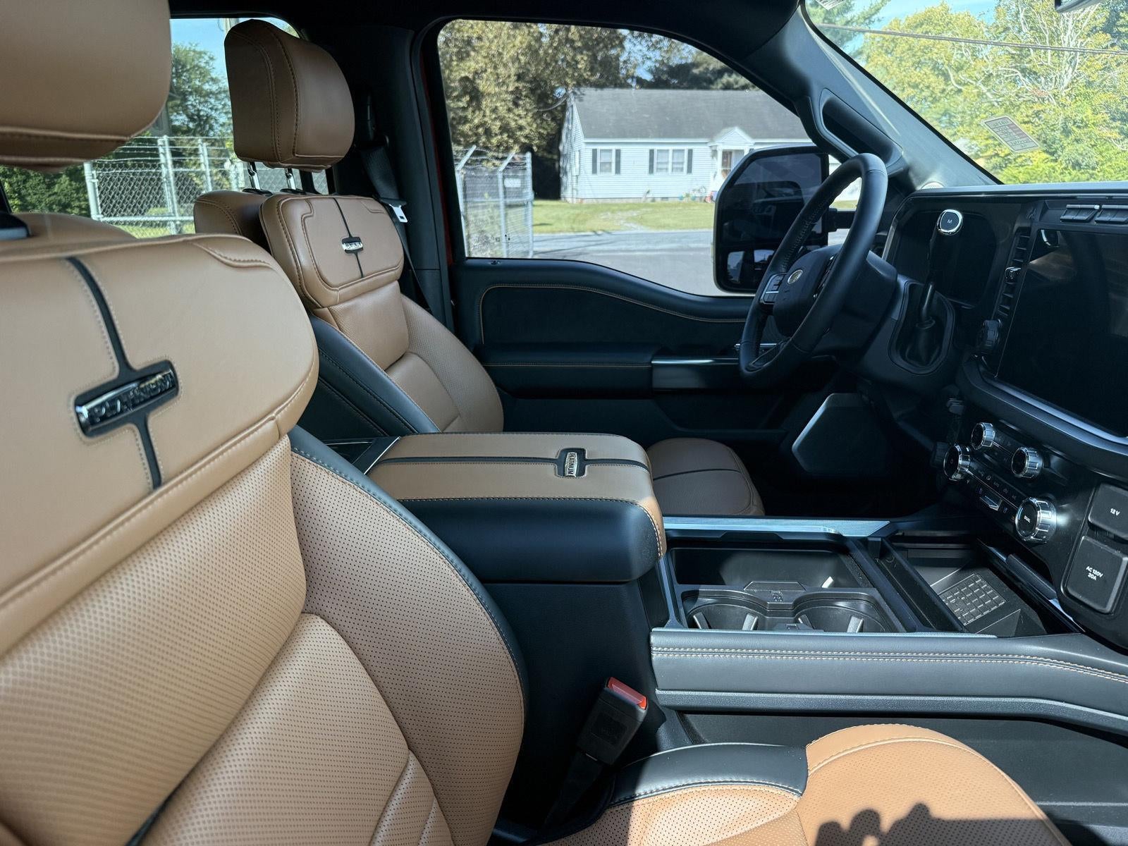 2024 Ford Super Duty F-350 Drw Platinum
