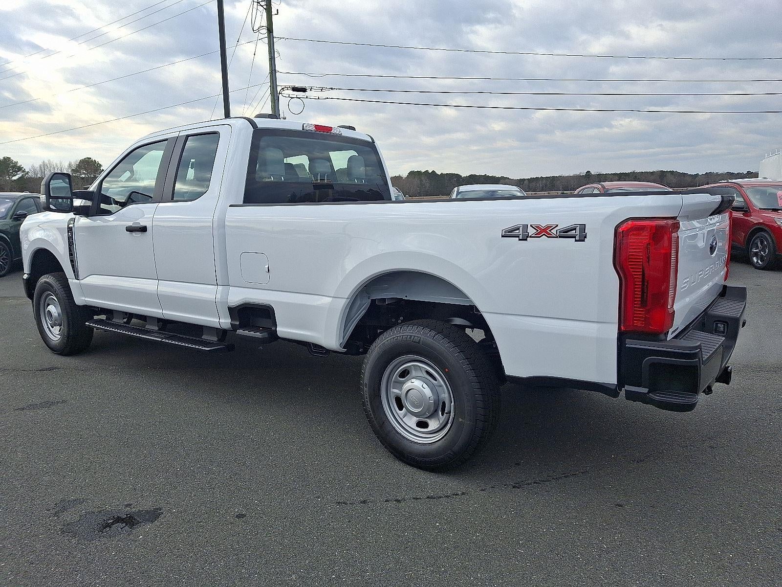 2026 Ford Super Duty F-350 SRW XL