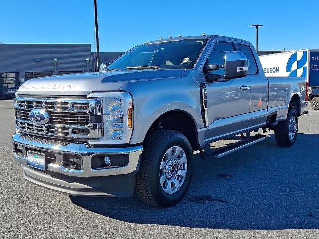 2024 Ford Super Duty F-350 XLT