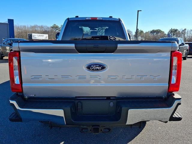 2024 Ford Super Duty F-350 XLT
