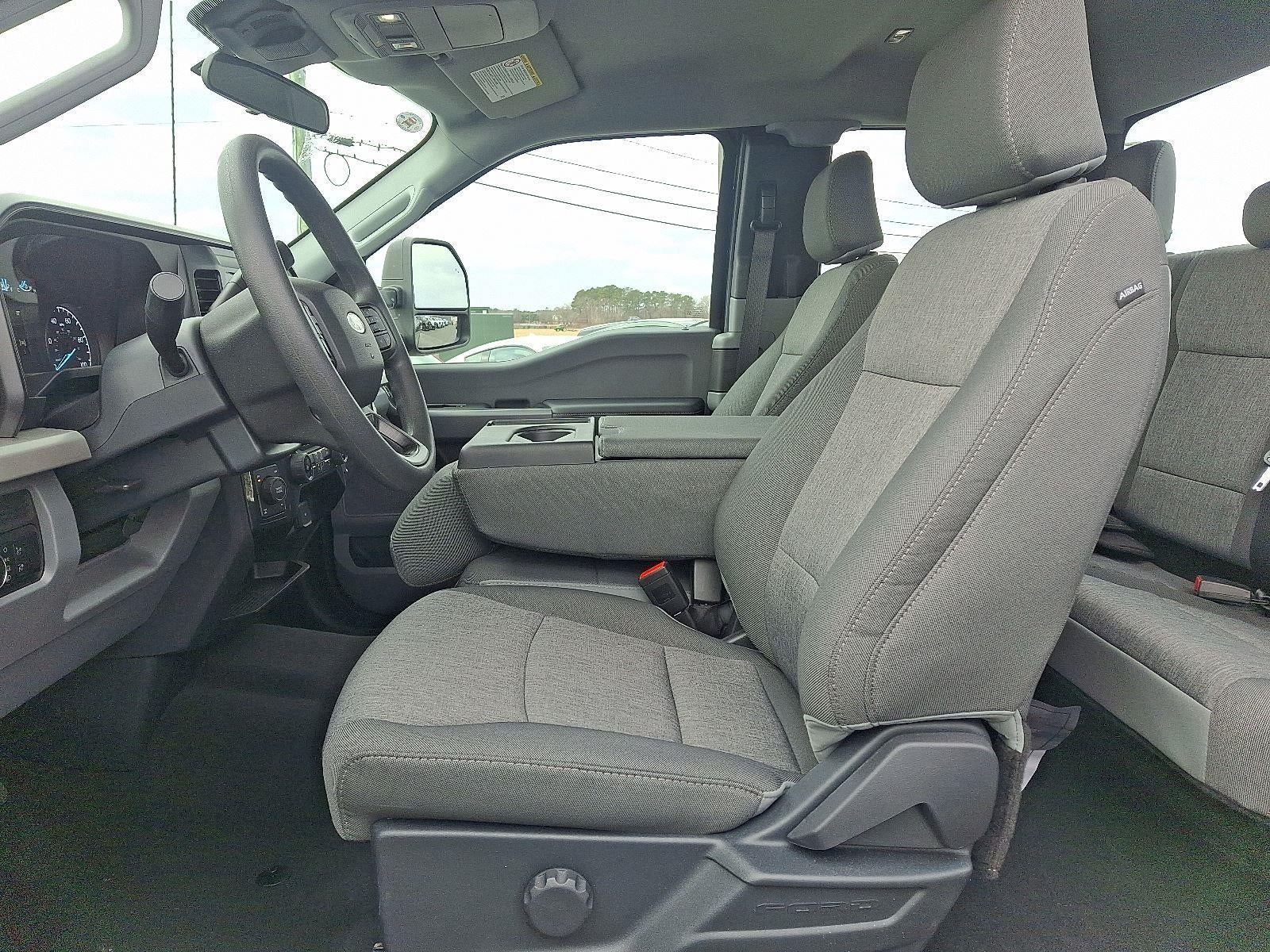 2025 Ford Super Duty F-350 XL