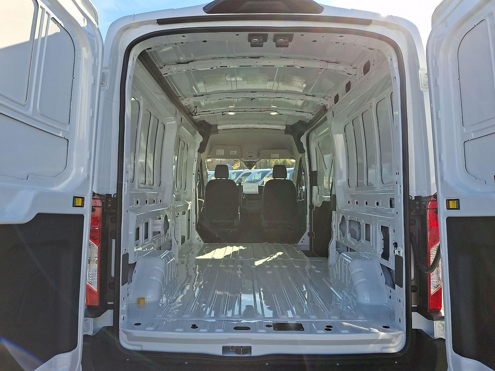 2026 Ford Transit Cargo Van MR 148" WB