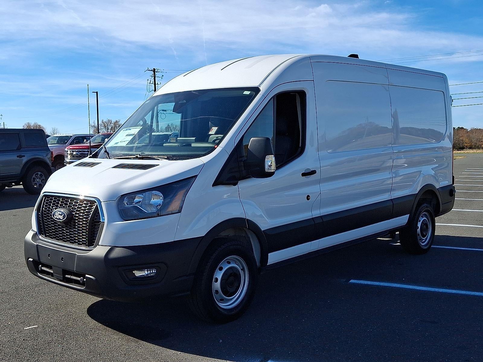 2026 Ford Transit Cargo Van MR 148" WB