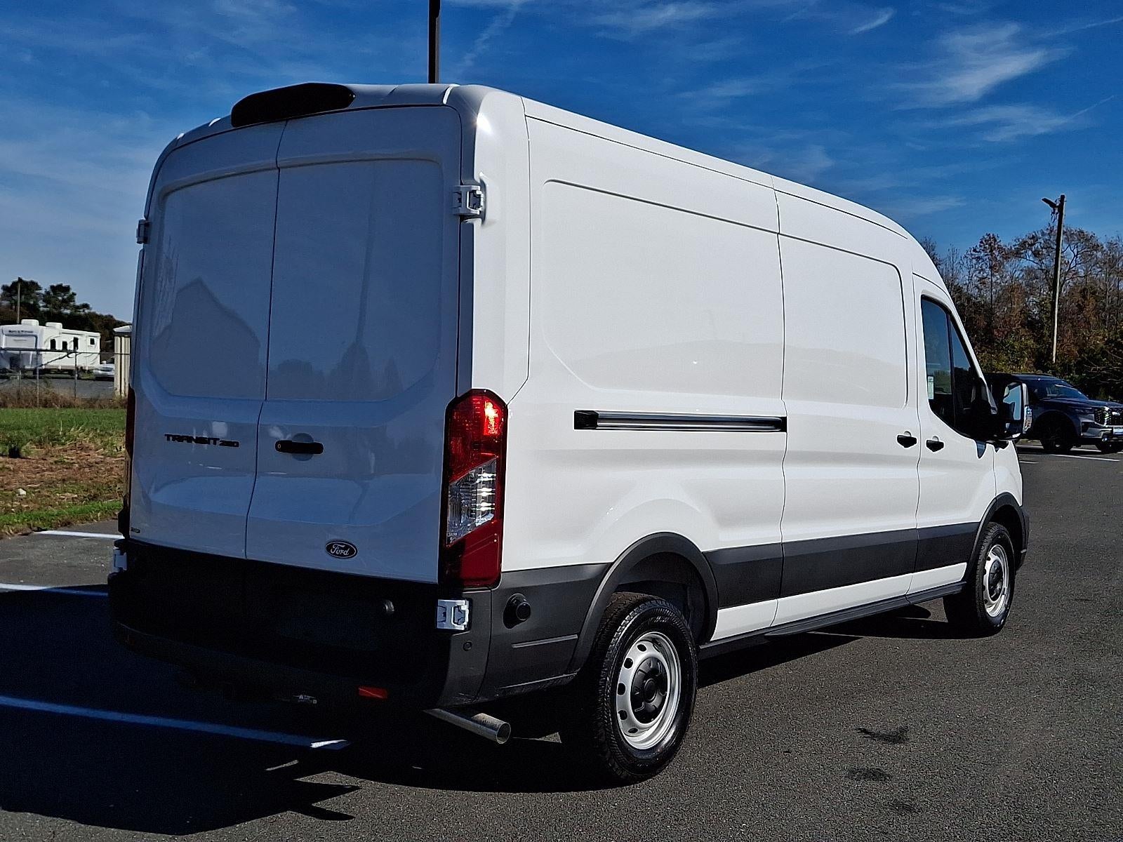 2026 Ford Transit Cargo Van MR 148" WB
