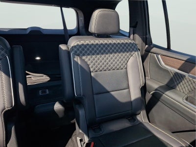2025 GMC Acadia AWD Denali