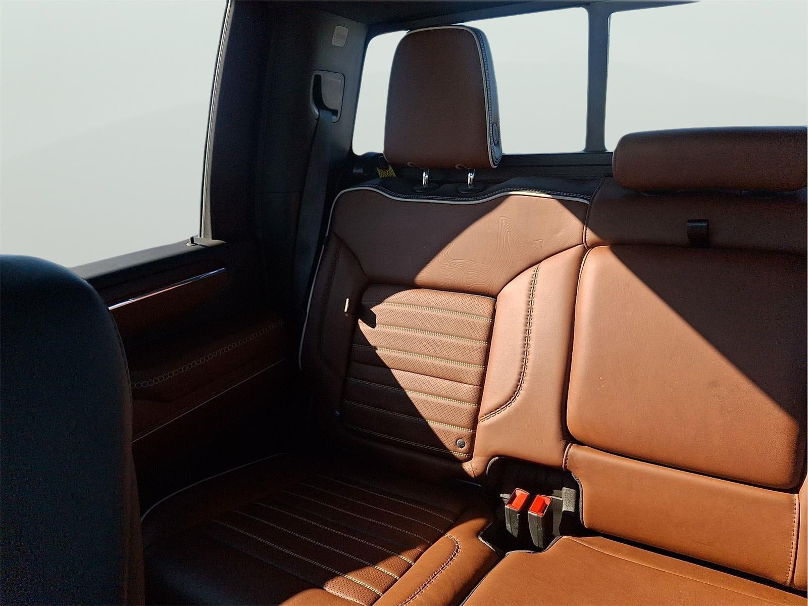 2024 GMC Sierra 3500HD Denali Ultimate