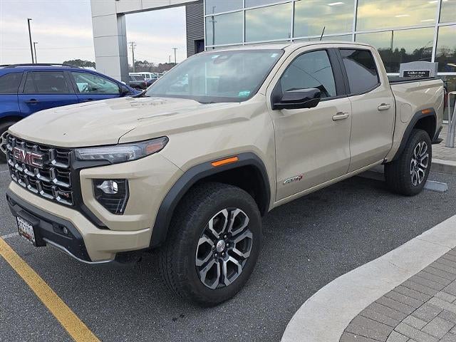 2023 GMC Canyon 4WD AT4