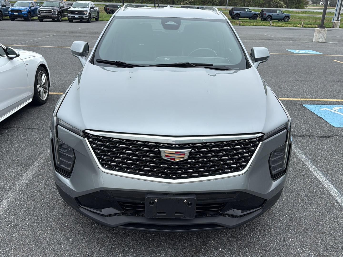 2024 Cadillac XT4 AWD Premium Luxury