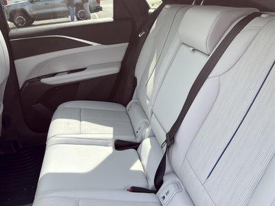 2025 Cadillac LYRIQ Luxury