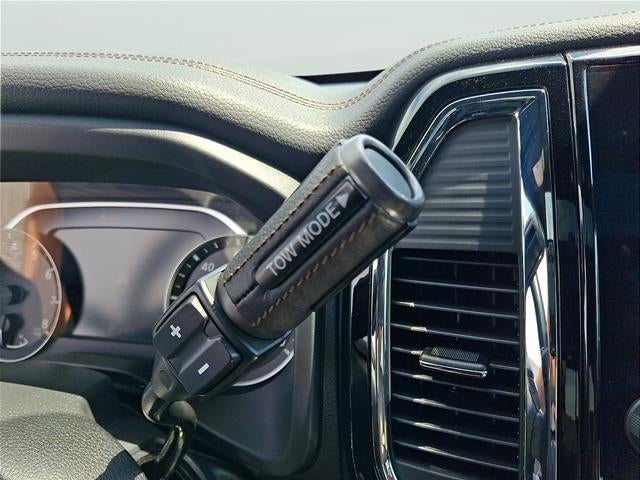 2023 Nissan Titan Platinum Reserve