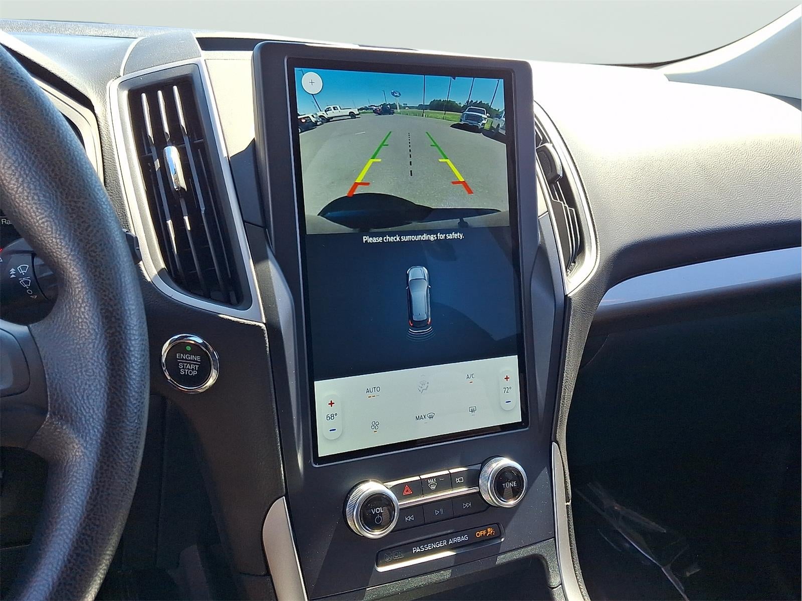 2022 Ford Edge SE
