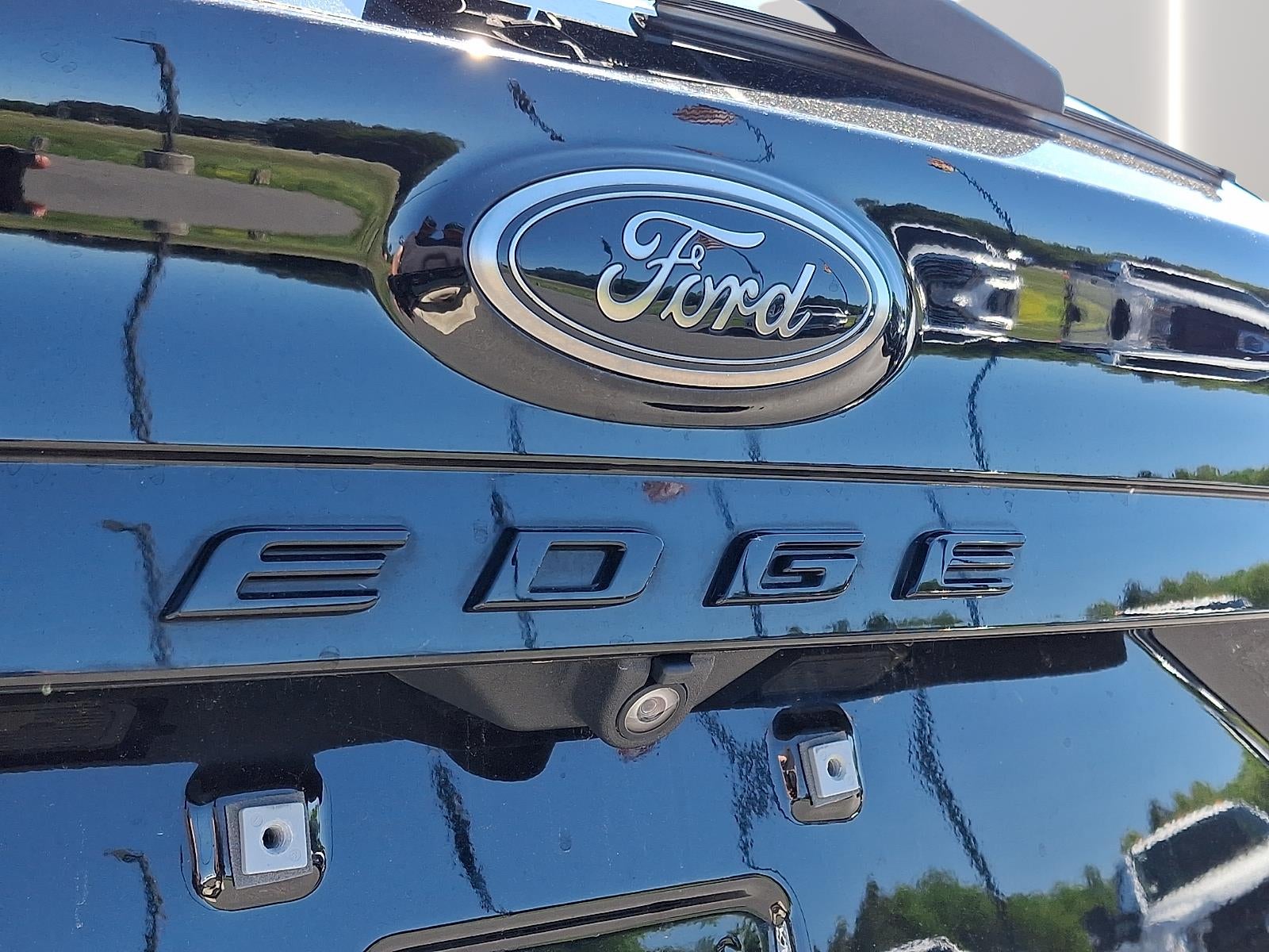 2022 Ford Edge SE