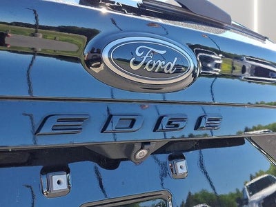 2022 Ford Edge SE