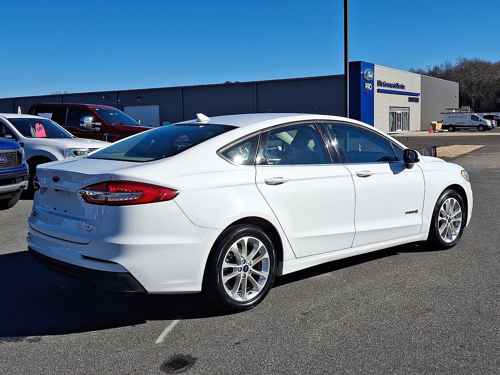2019 Ford Fusion Hybrid SE