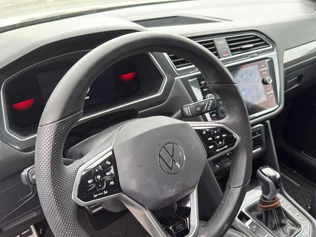 2022 Volkswagen Tiguan SE R-Line Black