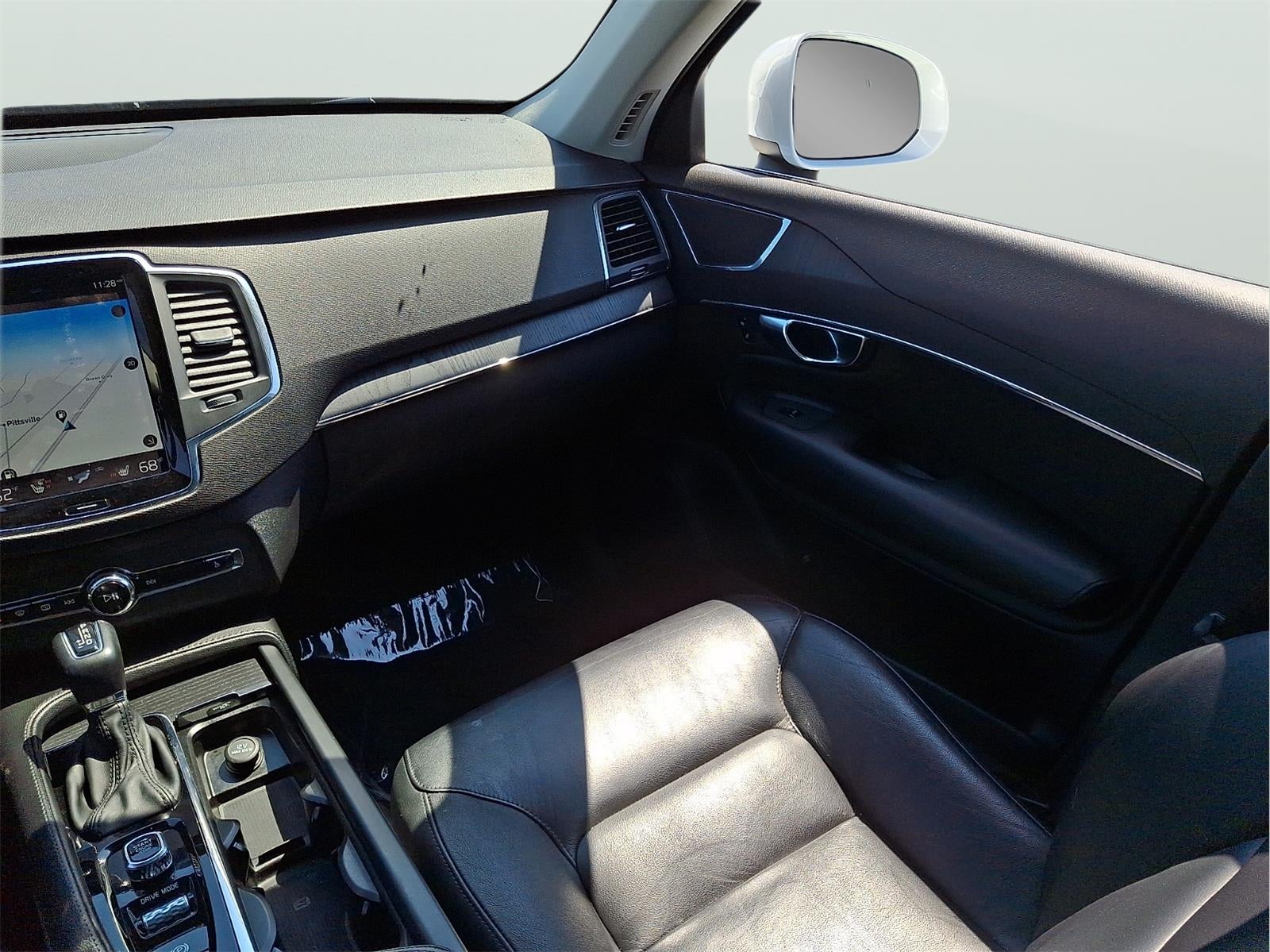 2020 Volvo XC90 Momentum