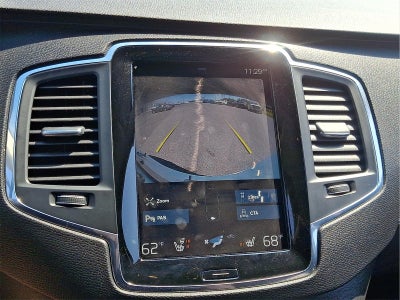 2020 Volvo XC90 Momentum