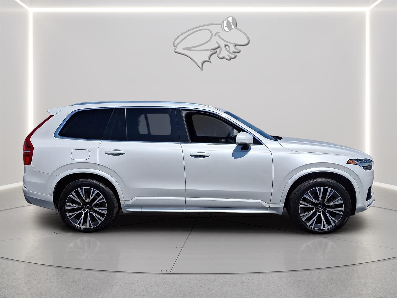 2020 Volvo XC90 Momentum