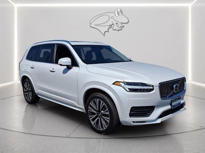 2020 Volvo XC90 Momentum