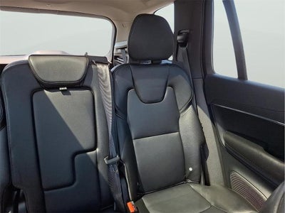 2020 Volvo XC90 Momentum
